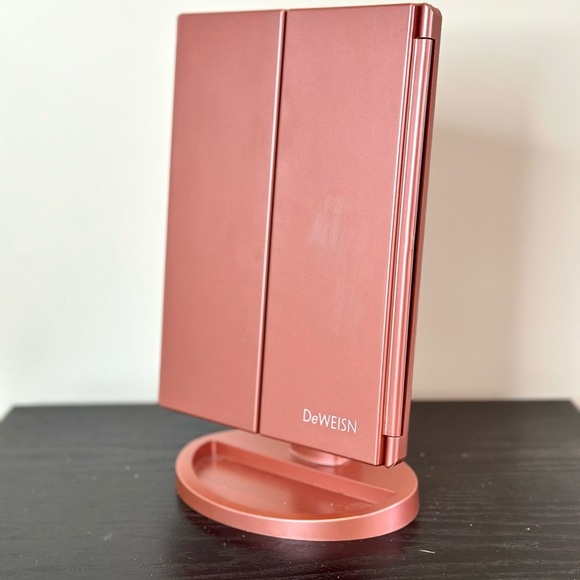 DeWEISN Rose Color Tri-Fold Vanity Mirror - Picture 8 of 12